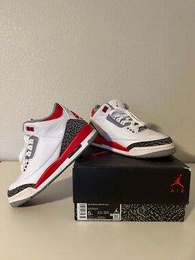 (GS) Air Jordan 3 Retro ‘Fire Red 2022’ DM0967-160
